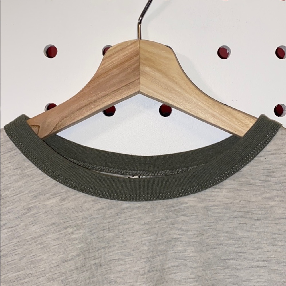 H&M basic two tone tee - Picture 3 of 3